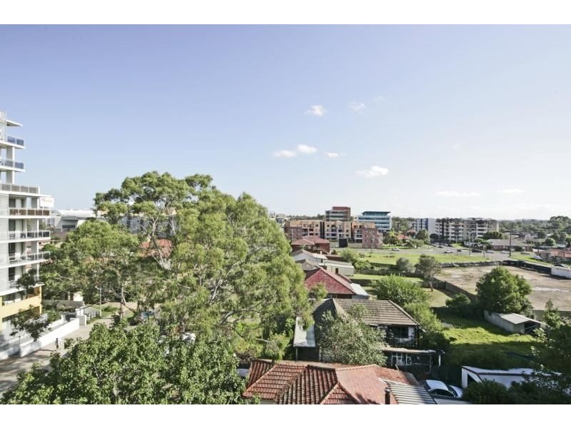 30/9-11 BATHURST STREET, Liverpool NSW 2170