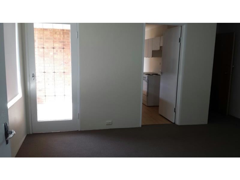 11/7 Reddall Street, Campbelltown NSW 2560