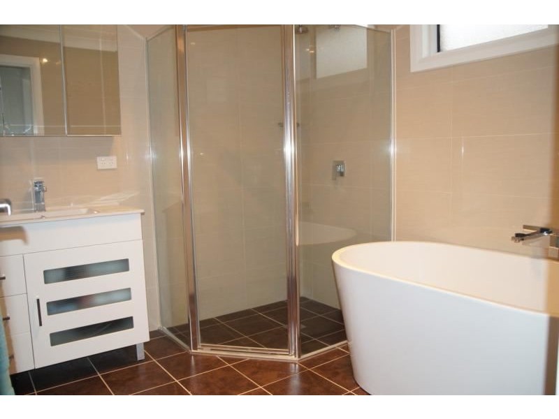 9 Nardango Road, Bradbury NSW 2560