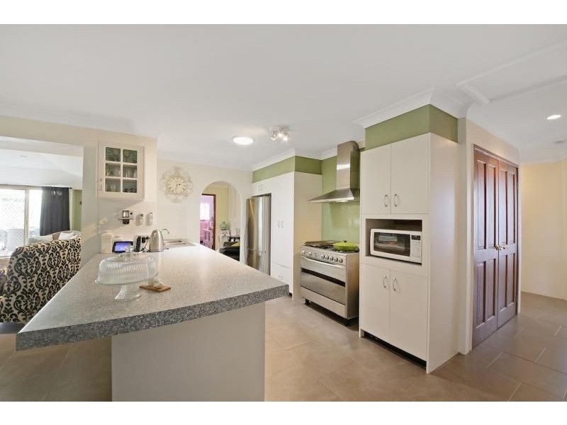 54 Donalbain Circuit, Rosemeadow NSW 2560