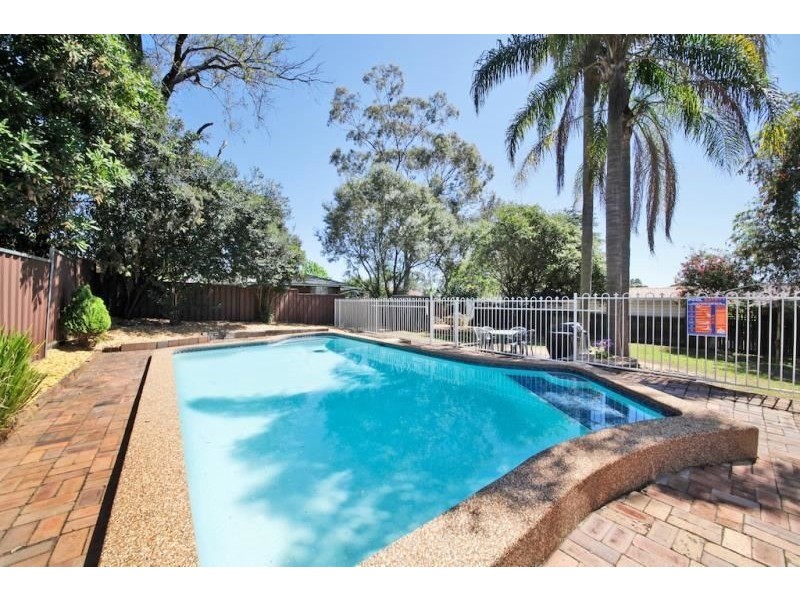 61 ST JOHNS ROAD, Bradbury NSW 2560