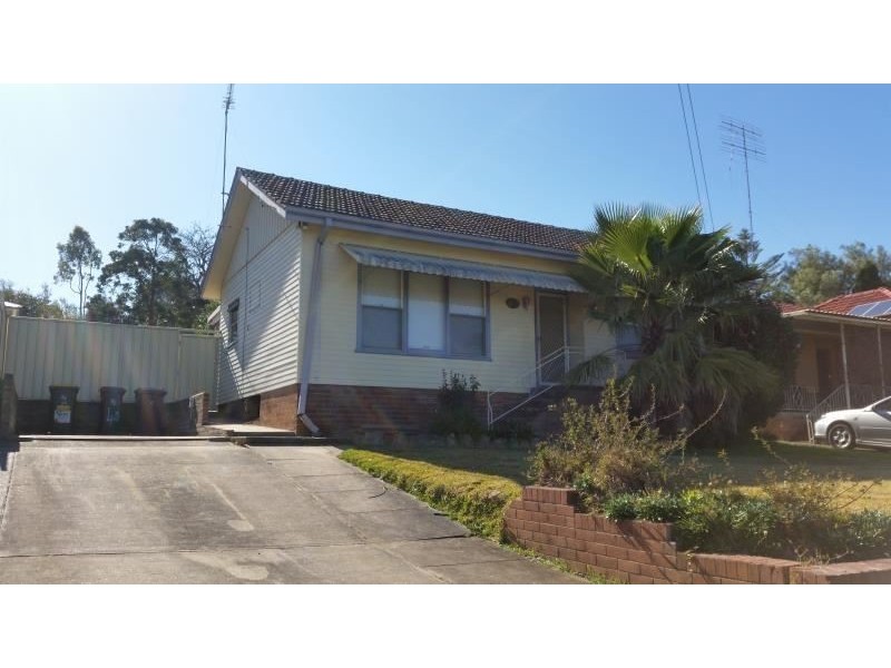 40 Grandview Drive, Campbelltown NSW 2560