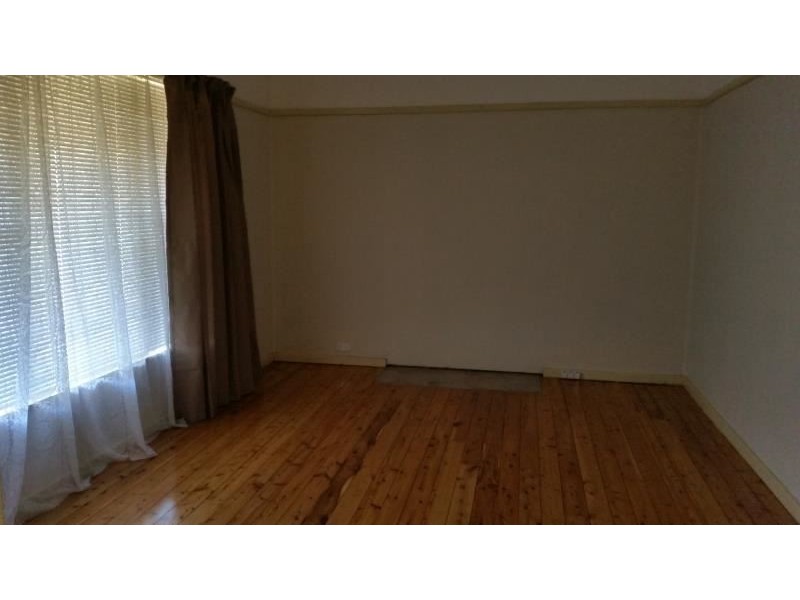 40 Grandview Drive, Campbelltown NSW 2560