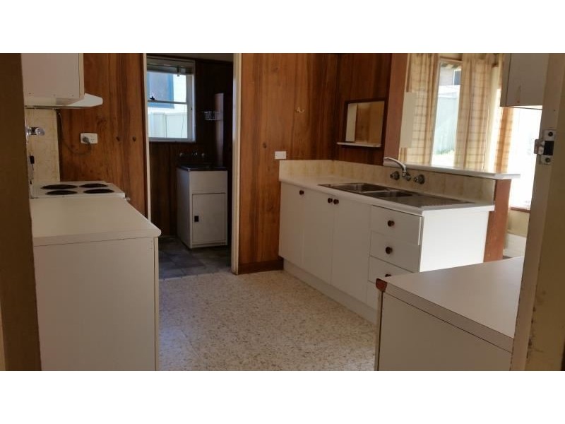 40 Grandview Drive, Campbelltown NSW 2560