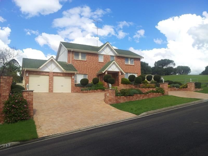 37 Abington Crescent, Glen Alpine NSW 2560