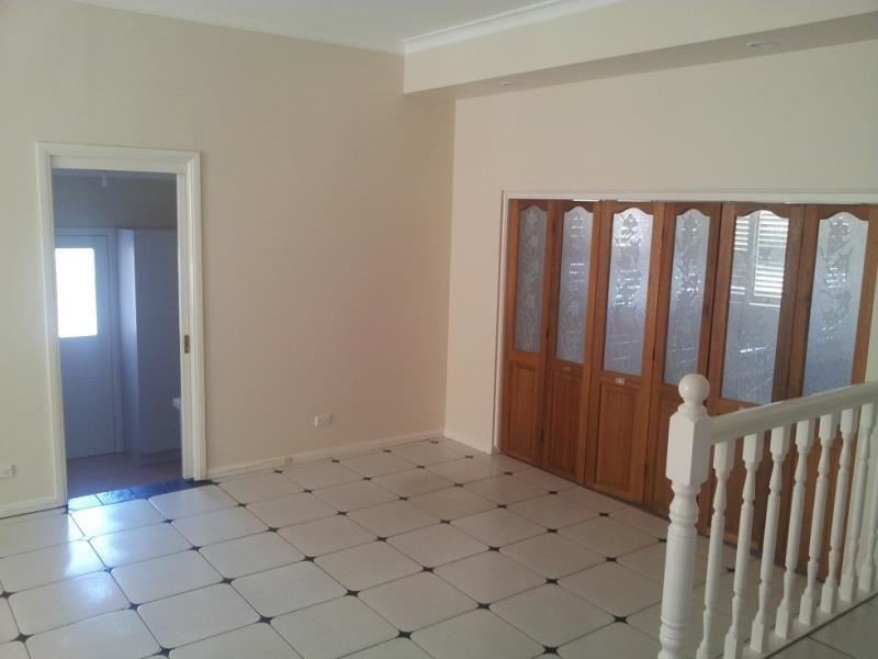 37 Abington Crescent, Glen Alpine NSW 2560