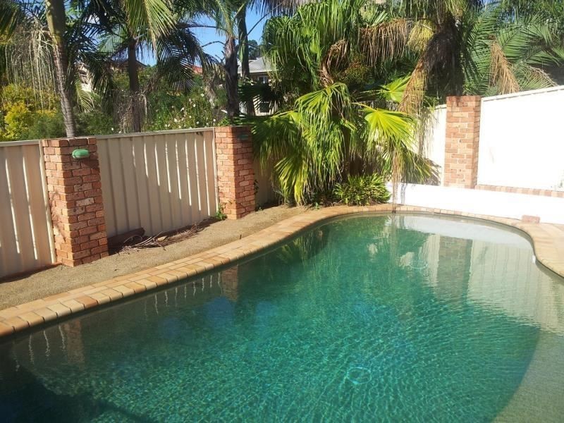 37 Abington Crescent, Glen Alpine NSW 2560