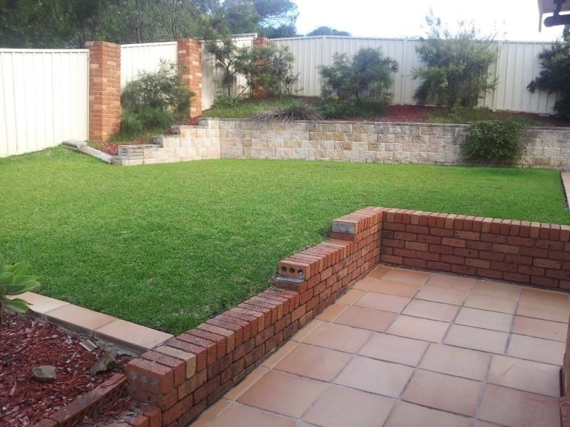 37 Abington Crescent, Glen Alpine NSW 2560