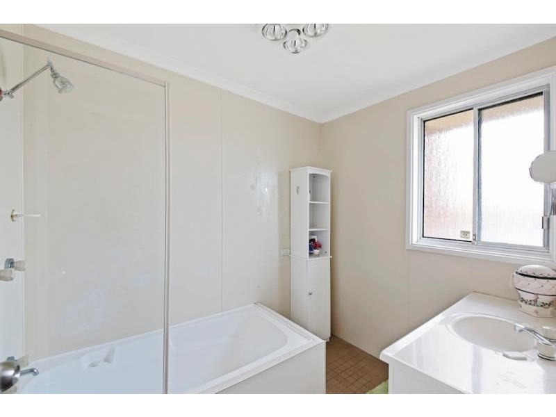 11 Bathurst Street, Leumeah NSW 2560