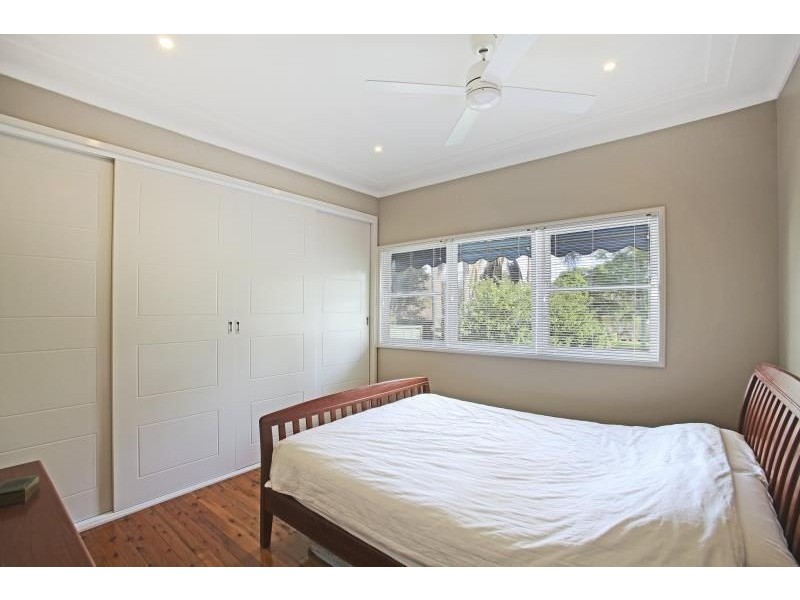 12 Lawson St, Campbelltown NSW 2560