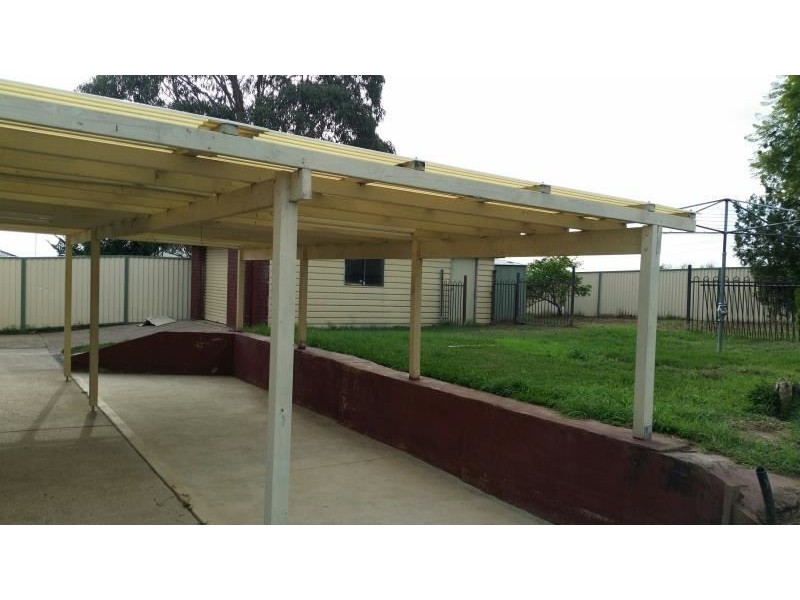 59 Lorenzo Crescent, Rosemeadow NSW 2560