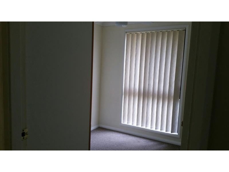 59 Lorenzo Crescent, Rosemeadow NSW 2560