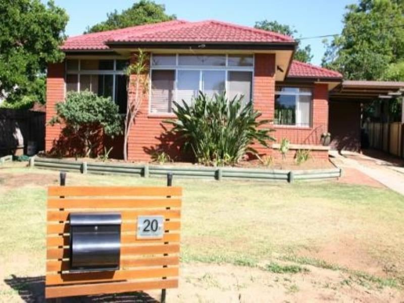 20 Paterson Street, Campbelltown NSW 2560