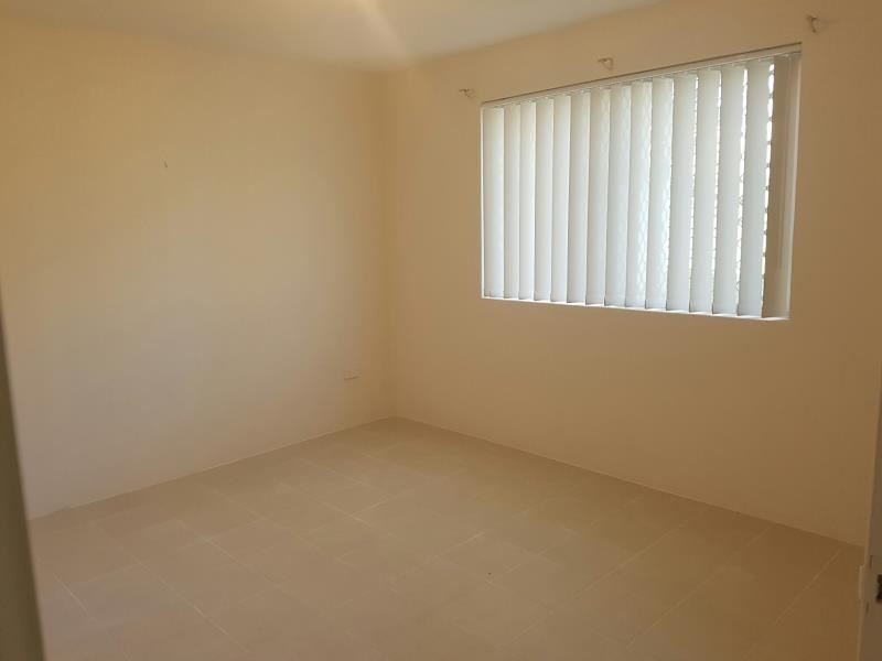 8/18 Westmoreland Road, Minto NSW 2566