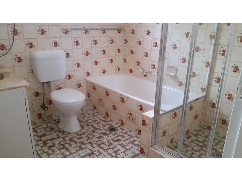 8/18 Westmoreland Road, Minto NSW 2566