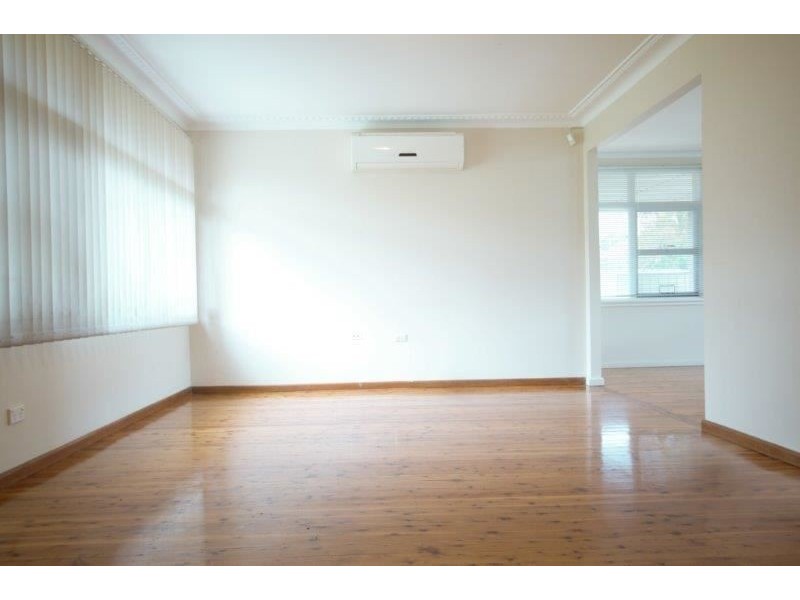 40 Lawson Street, Campbelltown NSW 2560