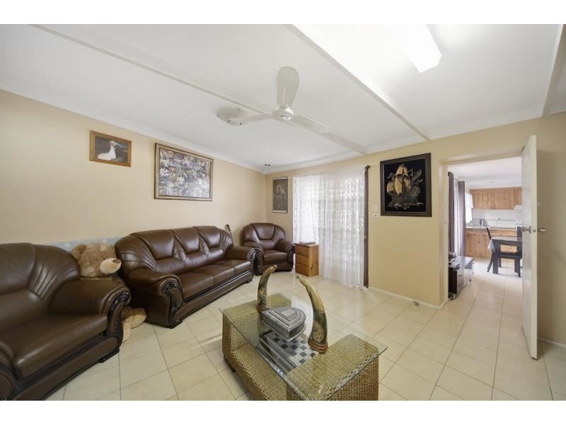 14 Moffat Place, Minto NSW 2566