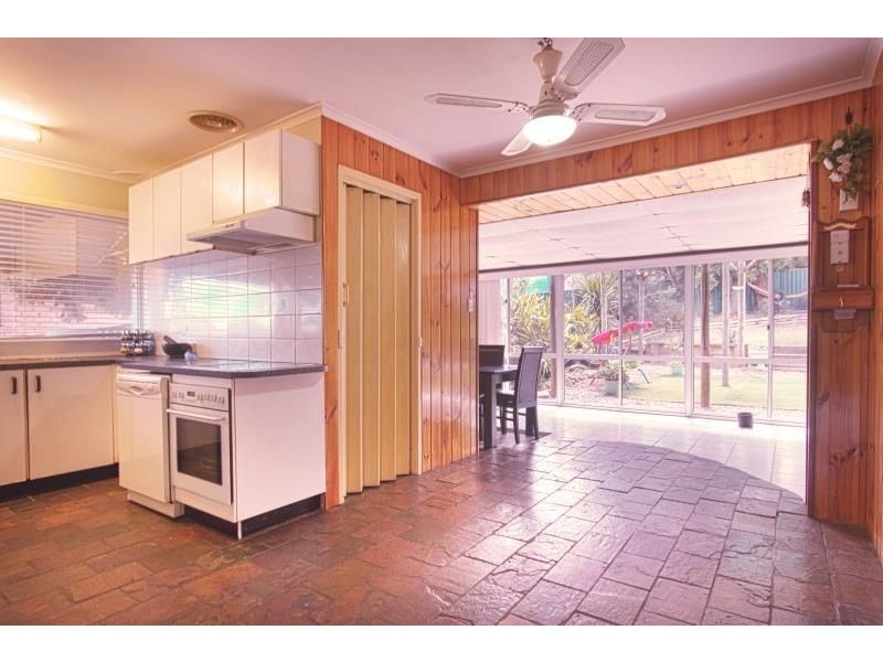 16 Dickens Road, Ambarvale NSW 2560