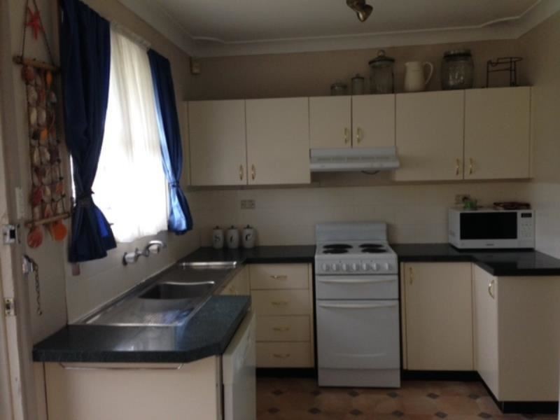 13 Manning Street, Campbelltown NSW 2560