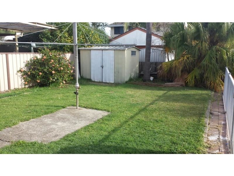 13 Manning Street, Campbelltown NSW 2560