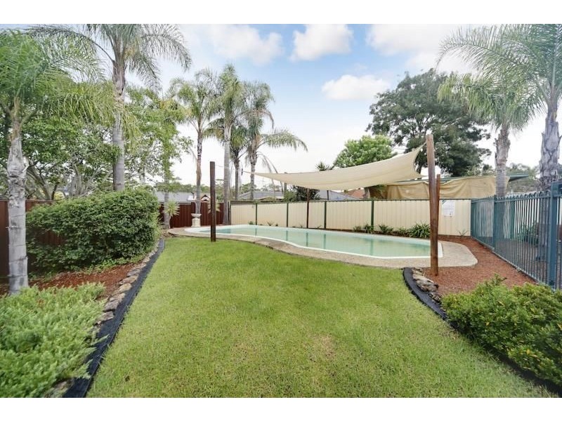 4 IRAS PLACE, Rosemeadow NSW 2560