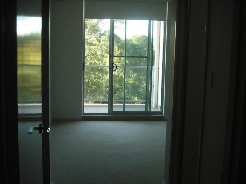 25/1-5 PARKSIDE CRESCENT, Campbelltown NSW 2560