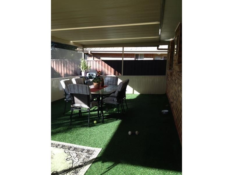 6 COLLIER PLACE, St Helens Park NSW 2560