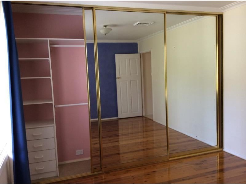 37 Grandview Drive, Campbelltown NSW 2560