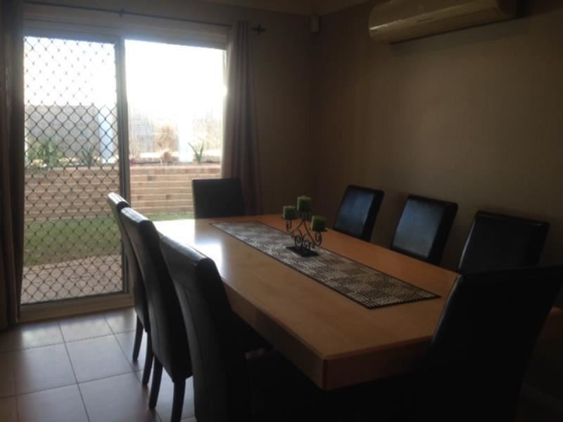 7 Gadshill Place, Rosemeadow NSW 2560