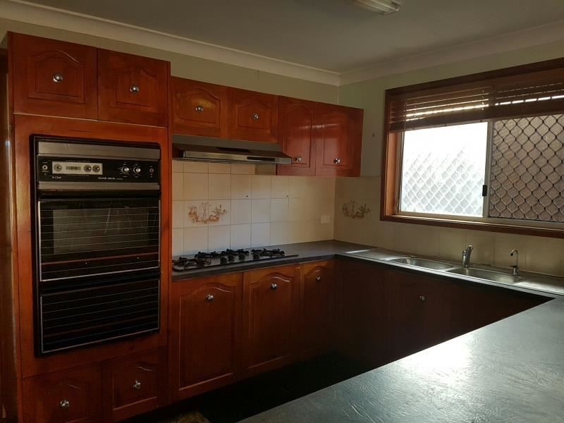 30 ANEMBO STREET, Bradbury NSW 2560