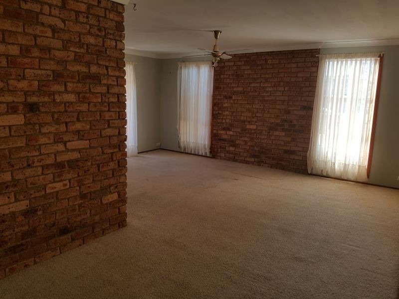 30 ANEMBO STREET, Bradbury NSW 2560