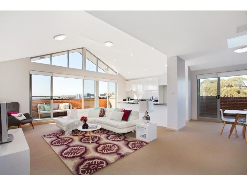 33/1-5 Parkside Crescent, Campbelltown NSW 2560