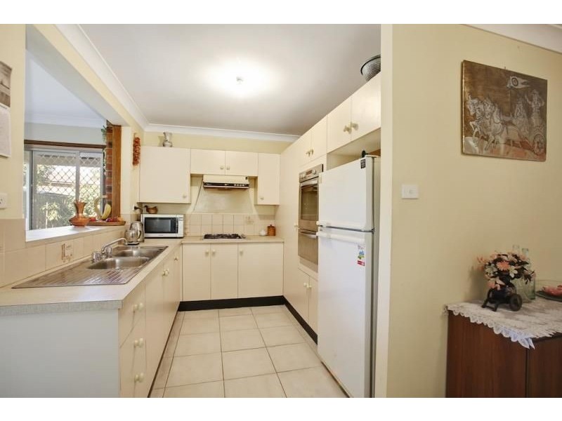 9 Selms Place, Minto NSW 2566
