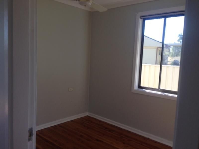 6 SEDDON PLACE, Campbelltown NSW 2560