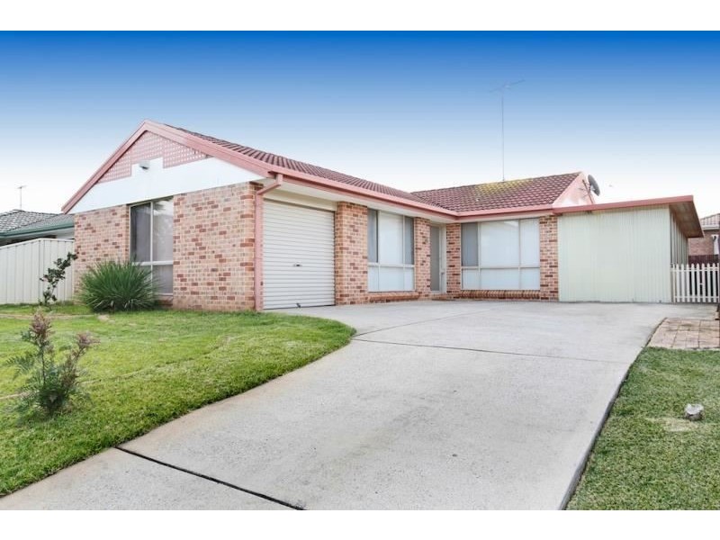 75 Kellerman Drive, St Helens Park NSW 2560
