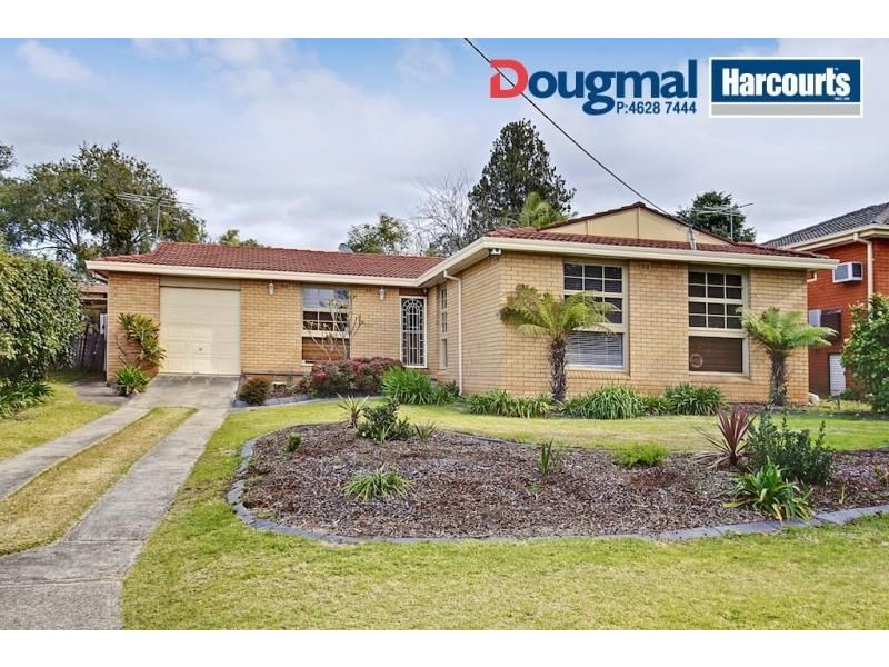 31 Megalong Cr, Campbelltown NSW 2560