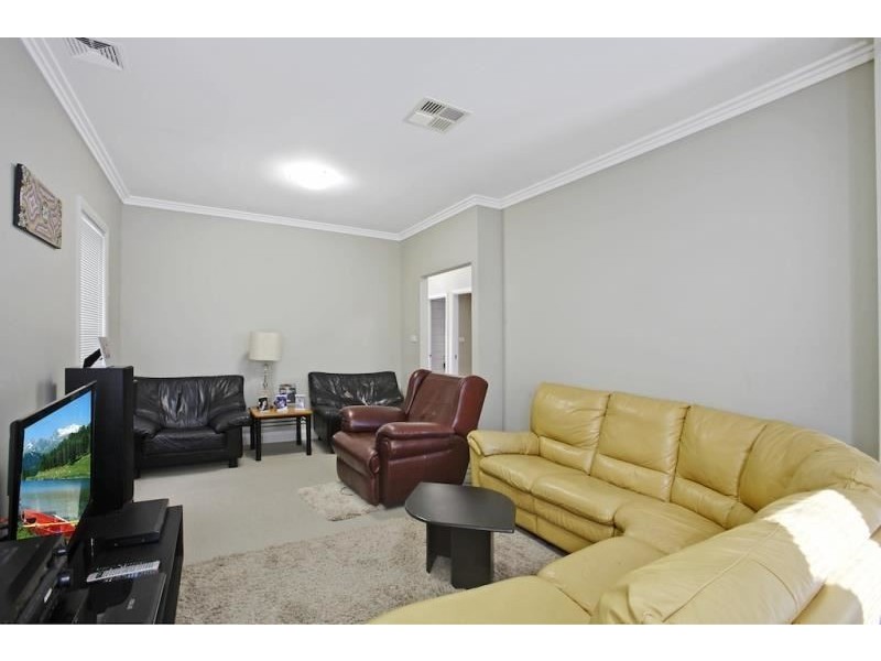 9 Santana Road, Campbelltown NSW 2560