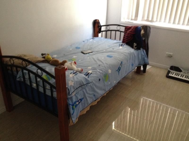 17 PARMA CRESCENT, St Helens Park NSW 2560