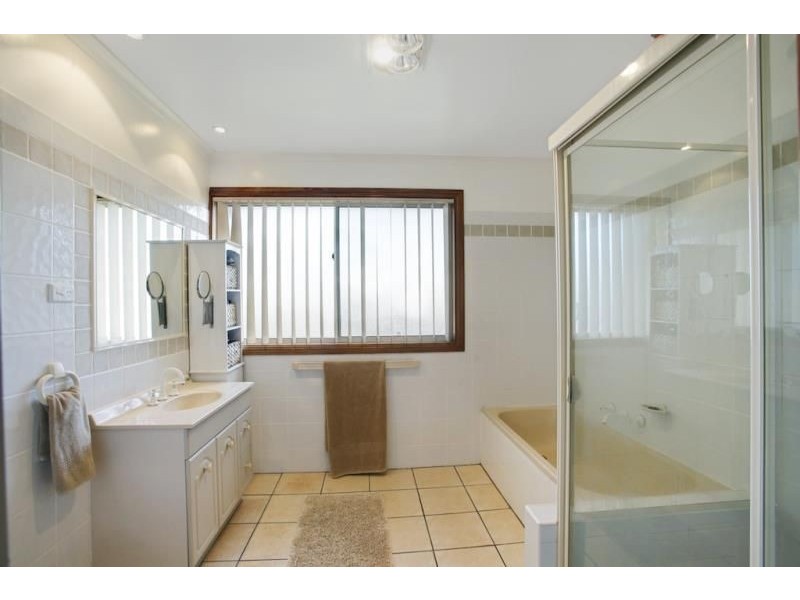 94 Longhurst Road, Minto NSW 2566