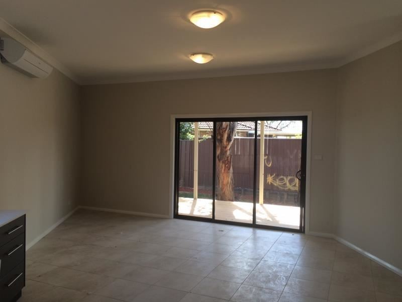 5/7-9 Marian Drive, Rosemeadow NSW 2560