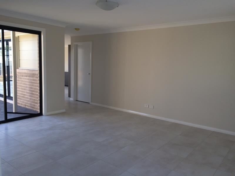 4/5-9 MARIAN DRIVE, Rosemeadow NSW 2560