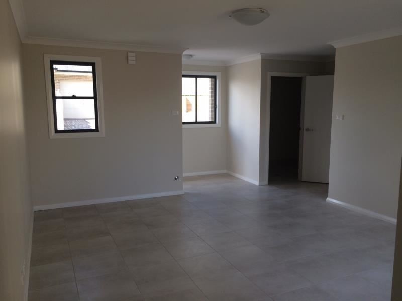 4/5-9 MARIAN DRIVE, Rosemeadow NSW 2560