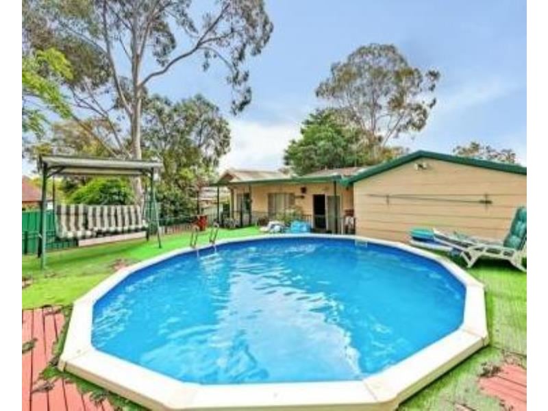 5 BLACKBUTT AVE, Bradbury NSW 2560