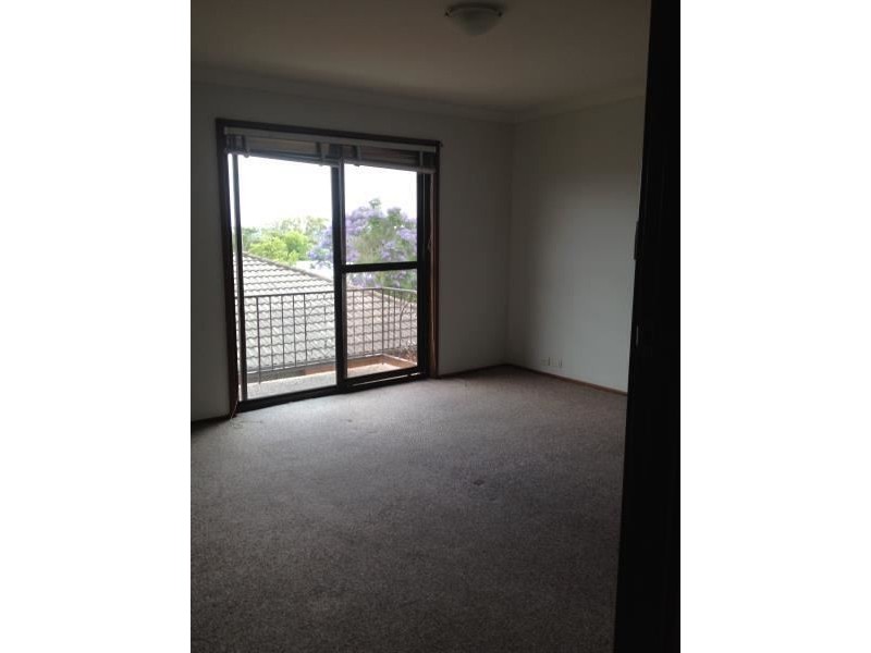 5/12-14 Stewart Street, Campbelltown NSW 2560