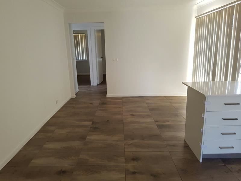 39 Parkholme Circuit, Englorie Park NSW 2560