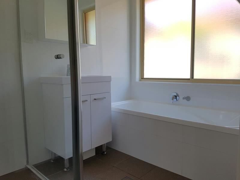 39 Parkholme Circuit, Englorie Park NSW 2560