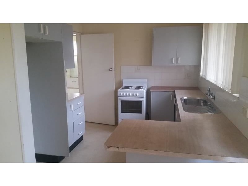 10 HUGHES STREET, Leumeah NSW 2560