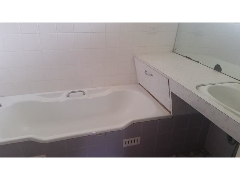10 HUGHES STREET, Leumeah NSW 2560