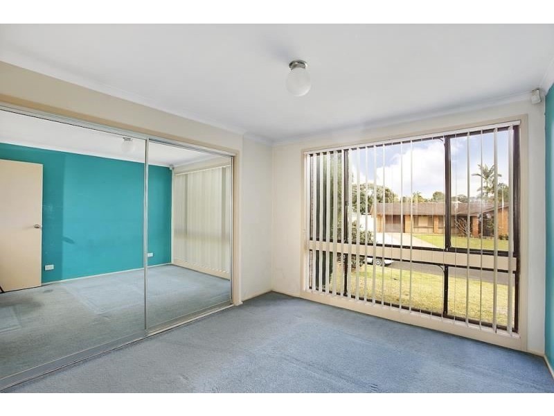 6 WALRUS PLACE, Raby NSW 2566