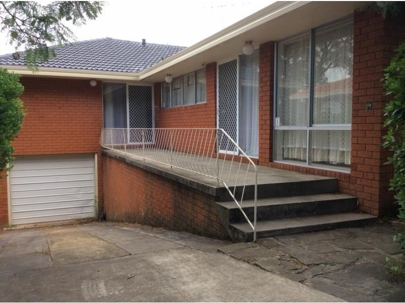 3 KABLE ROAD, Bradbury NSW 2560